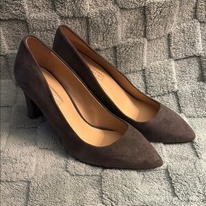 Antonio Melani Grey Suede Women's Pumps